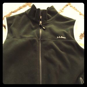 Men’s L.L. Bean fleece vest forest green Sz Medium